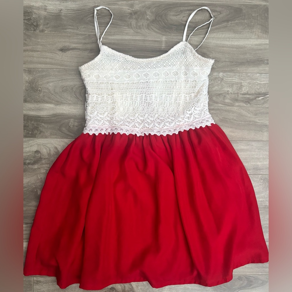 Y2K Minidress Fully Lined Crochet Flare Skirt Adjustable Spaghetti Straps XS S